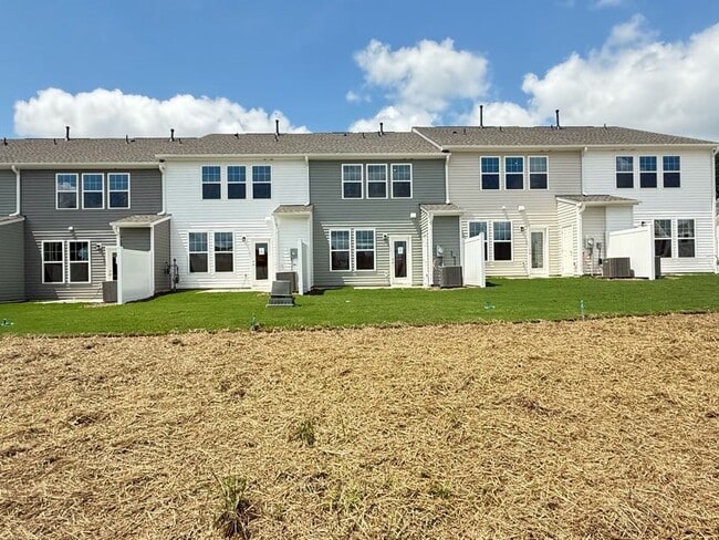 Building Photo - 3 Bedroom One Garage Single Family