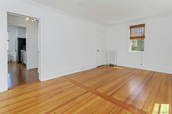 Building Photo - 55 N High St