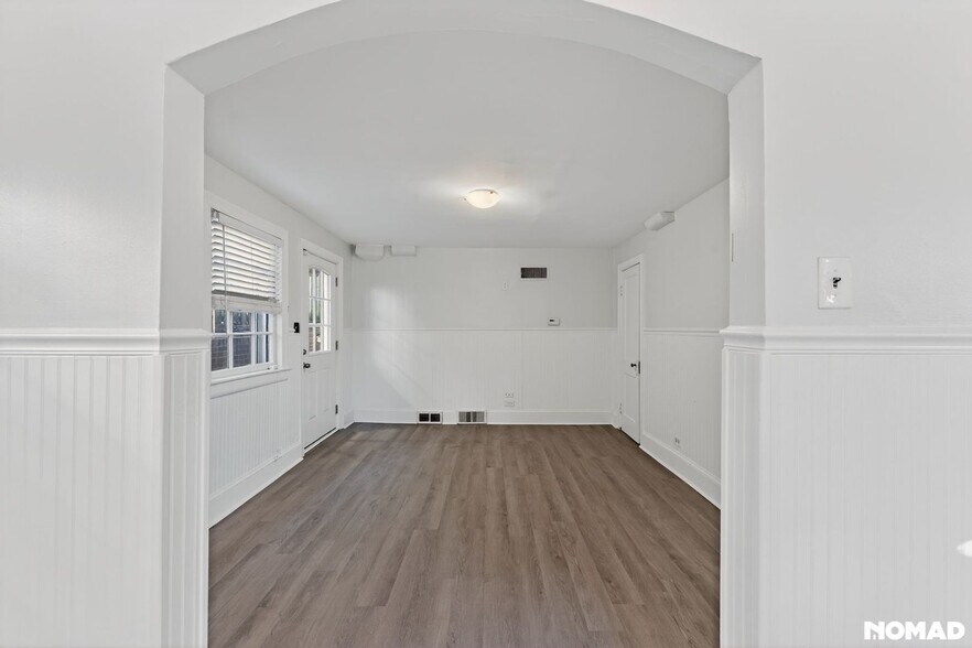 Building Photo - 821 Onslow St