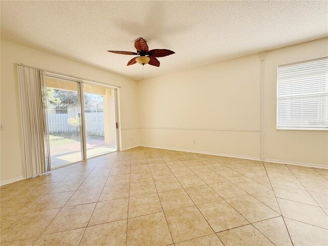 Building Photo - 5114 Santa Ana Dr