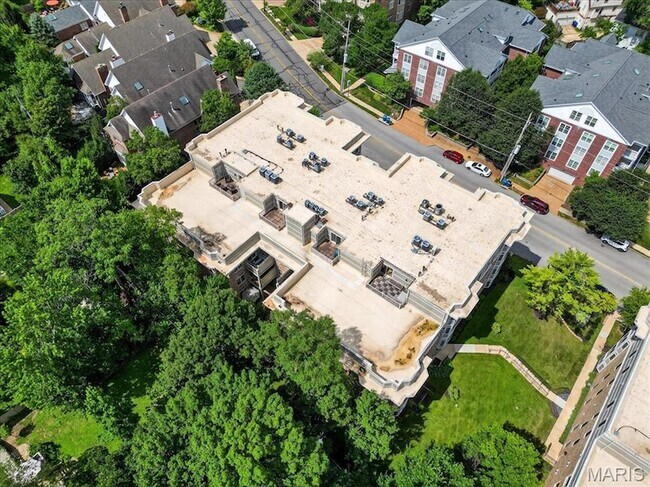 Building Photo - 500 North and South Rd