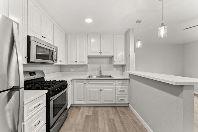 Building Photo - Willie James