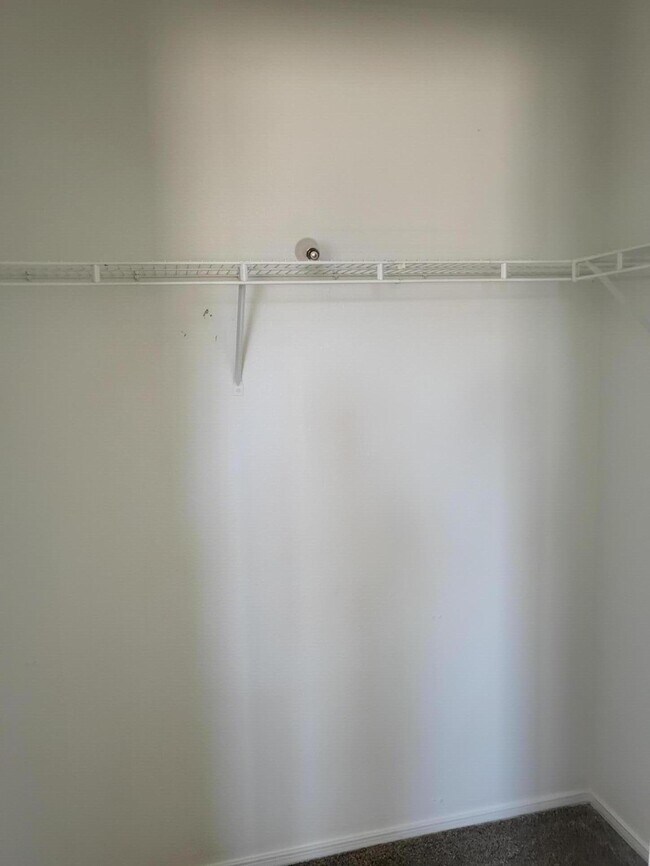 Building Photo - 3008 Laurel Meadows Dr