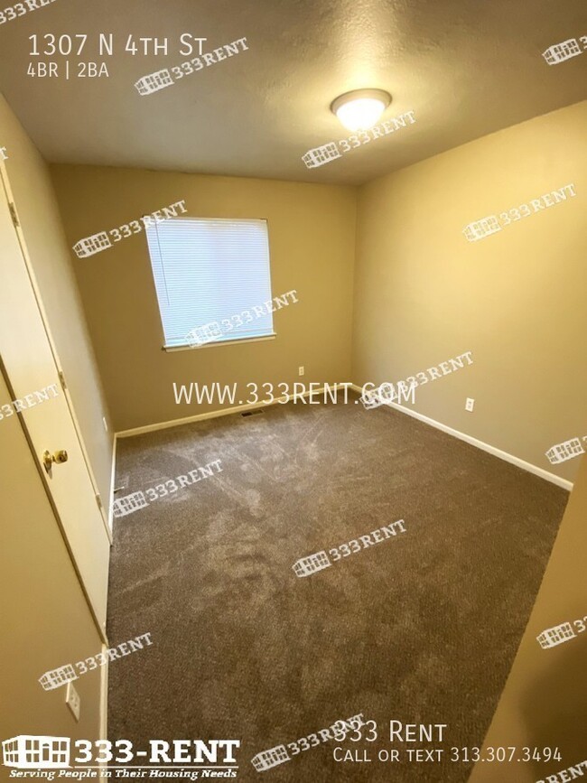 Building Photo - 1307 N 4th St
