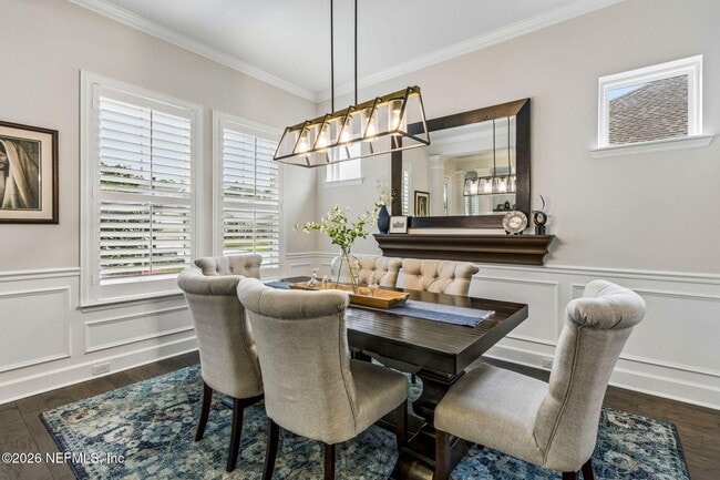 Building Photo - 209 Manor Ln