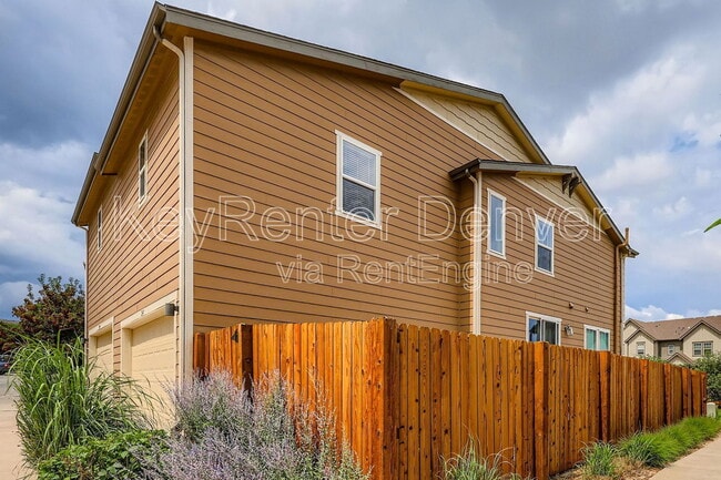 Building Photo - 2347 W 165th Ln