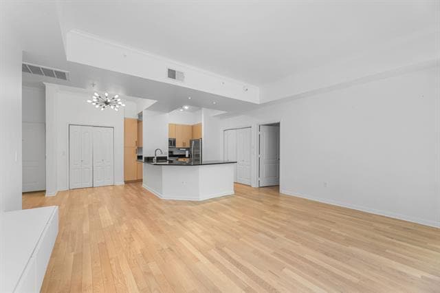 Building Photo - 3225 Turtle Creek Blvd