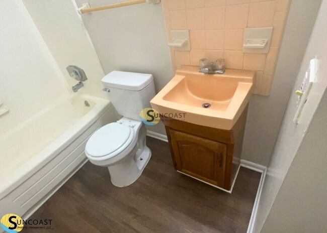 Building Photo - 5665 Enchanted Dr