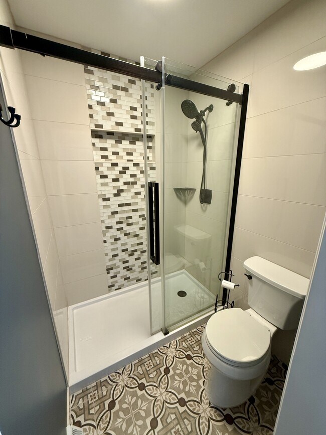 Building Photo - 4527 Terrace View Rd