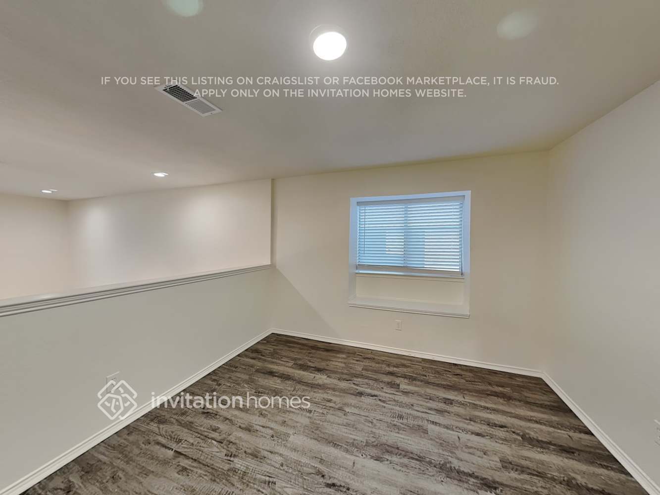 Building Photo - 921 Mockingbird Dr