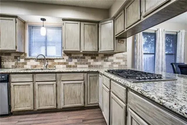 Building Photo - 2504 Heatherdale Dr