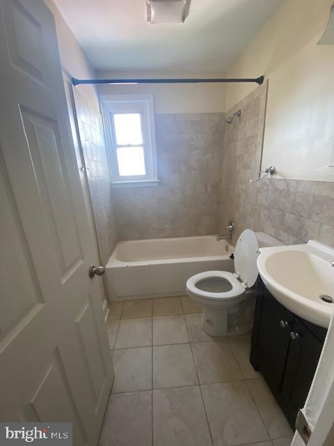 Building Photo - 5715 Simmonds Ave