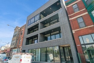 Building Photo - 1775 N Clybourn Ave