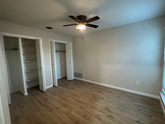 Building Photo - 1809 Prairie Knoll Ct