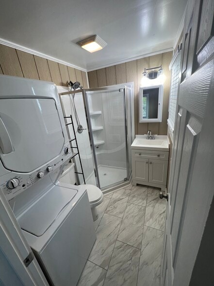 Building Photo - 2210 Broadway St