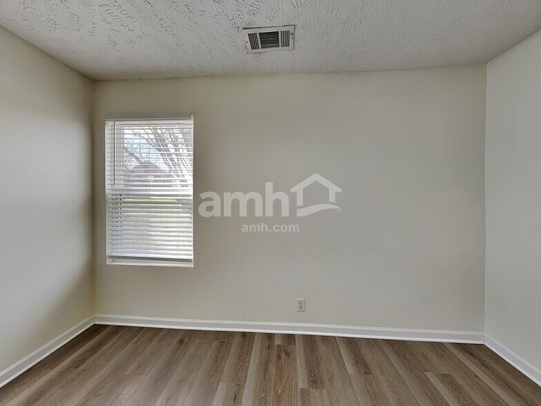 Building Photo - 1417 Prescott Ct