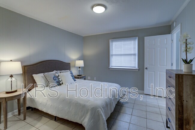 Building Photo - 4119 Richmond Hwy