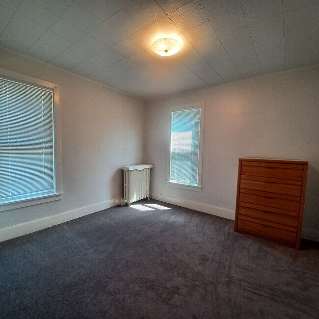 Bedroom 2 - 510 Main St