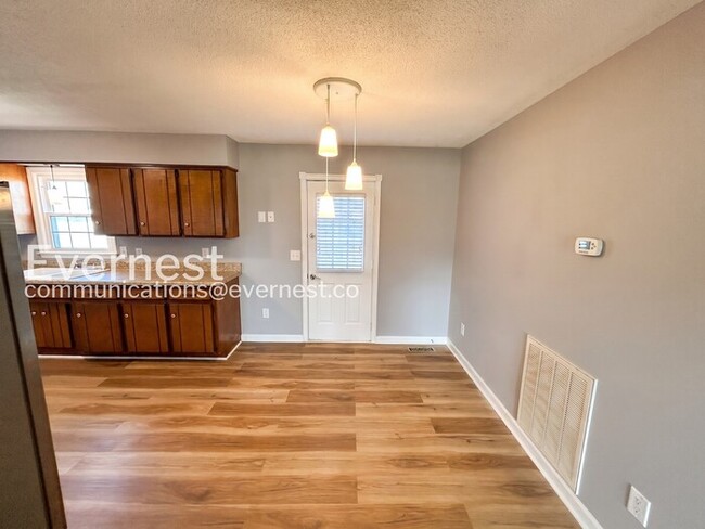 Building Photo - 4225 Horseshoe Bend Trail