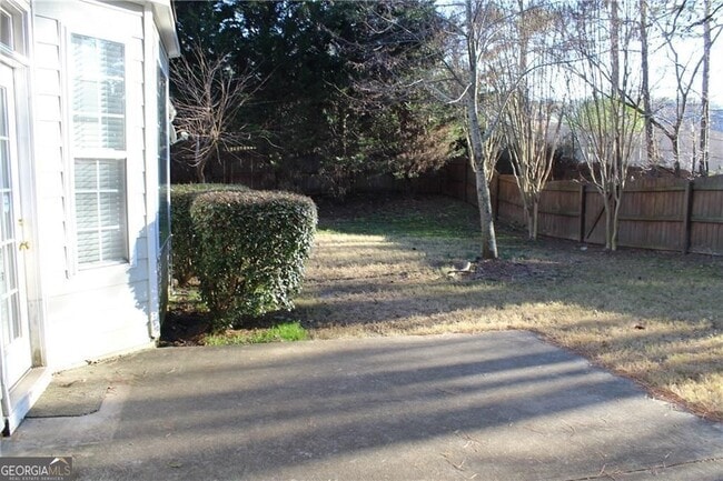 Building Photo - 2627 Hampton Park Dr