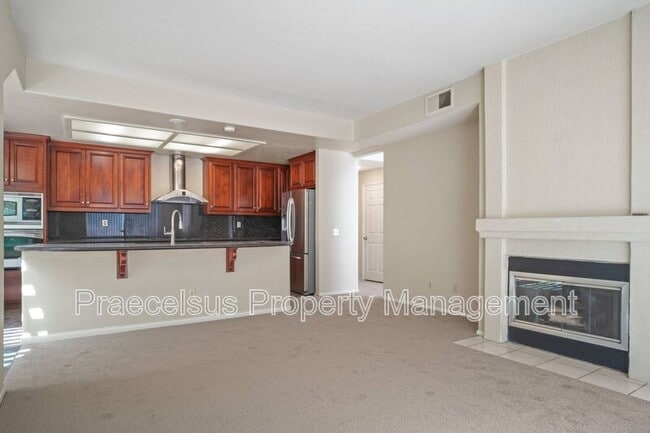 Building Photo - 639 Port Dunbar