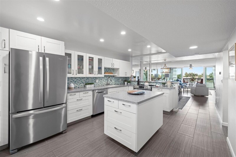 Building Photo - 9495 Blind Pass Rd