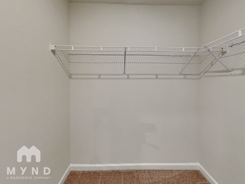 Building Photo - 385 Ivy Bank Dr