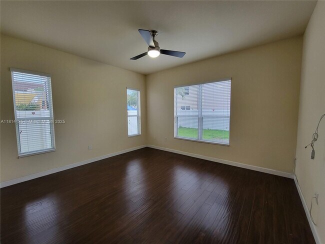 Building Photo - 9282 SW 171st Ct