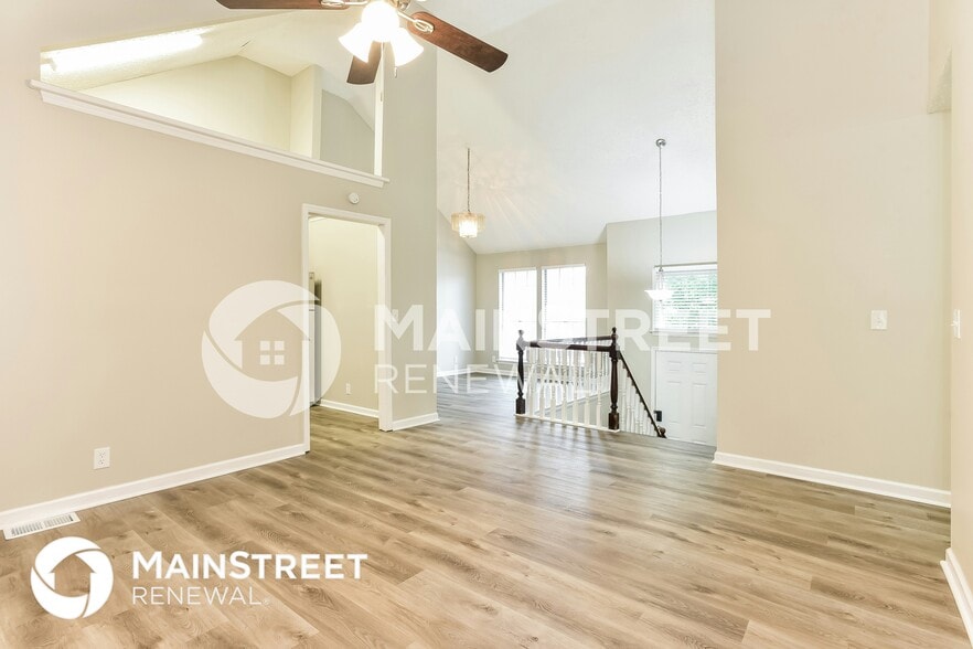 Building Photo - 904 Conway Ln