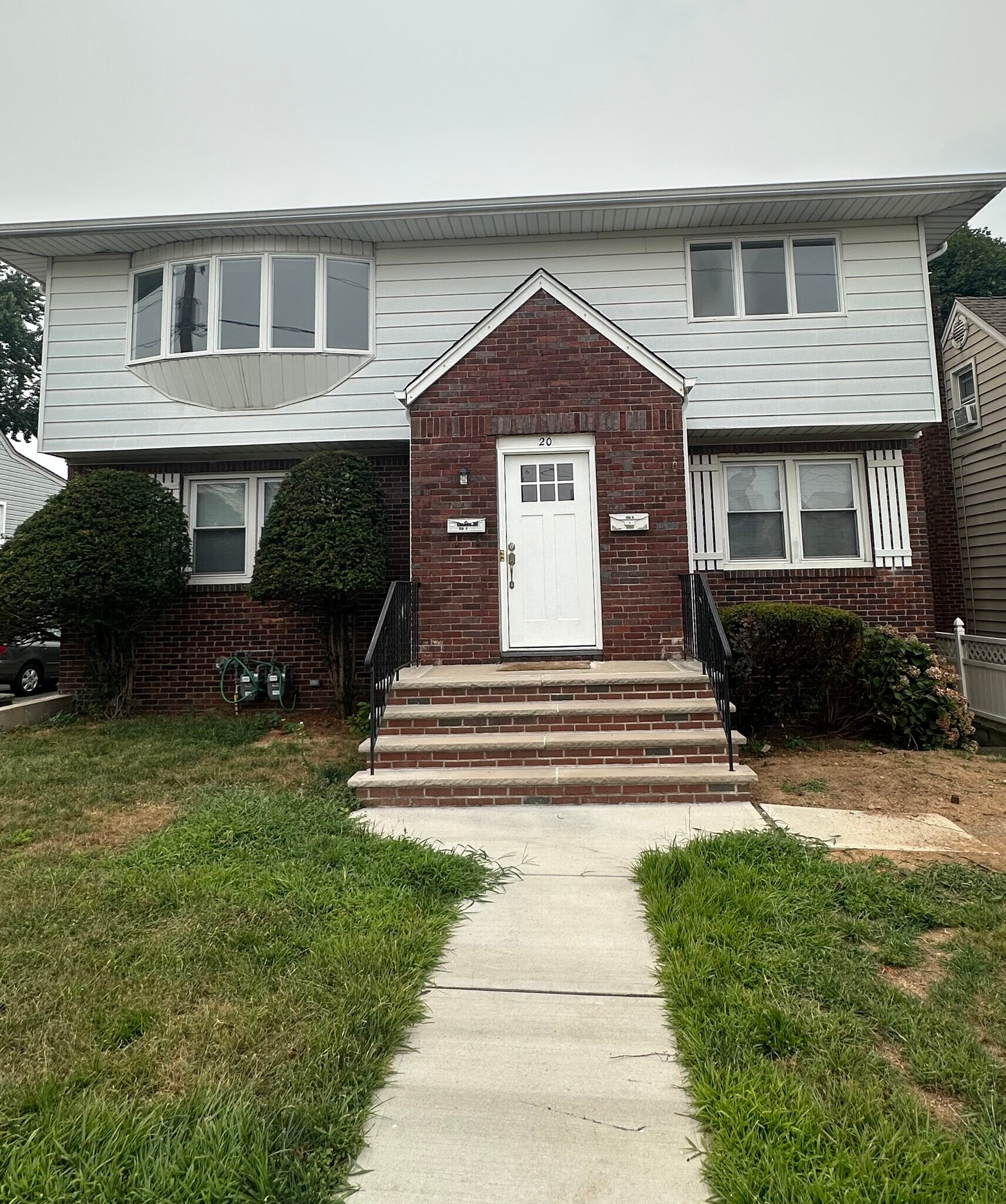 Building Photo - 20 Kipp Ave