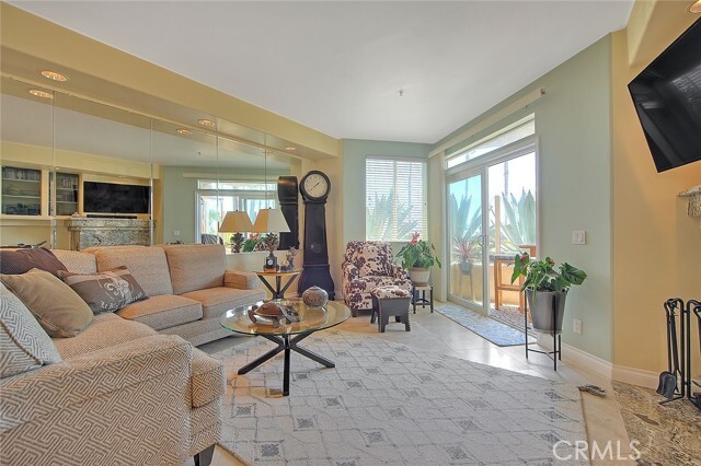 Building Photo - 1400 Pacific Coast Hwy