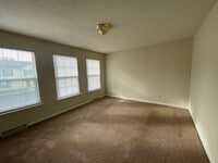 Building Photo - Timberlake Area Townhome