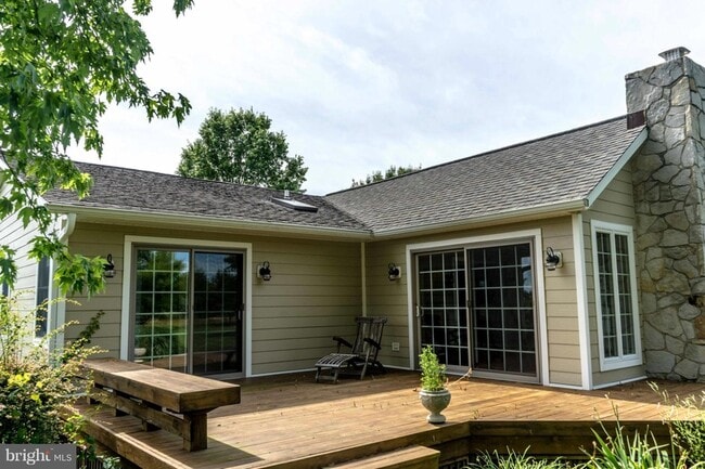 Building Photo - 206 Prospect Bay Dr W