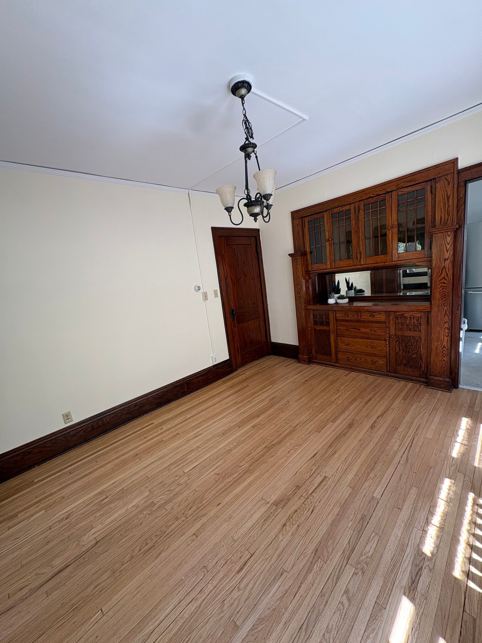 Dining Room Built-ins - 2411 Como Ave