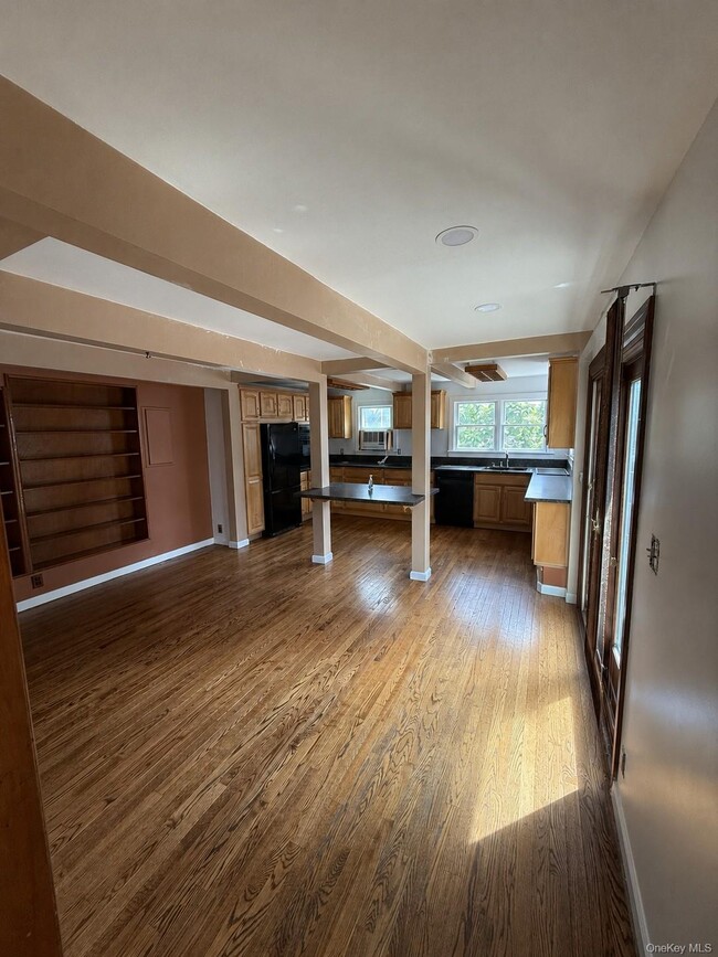 Building Photo - 12 Sebago Rd