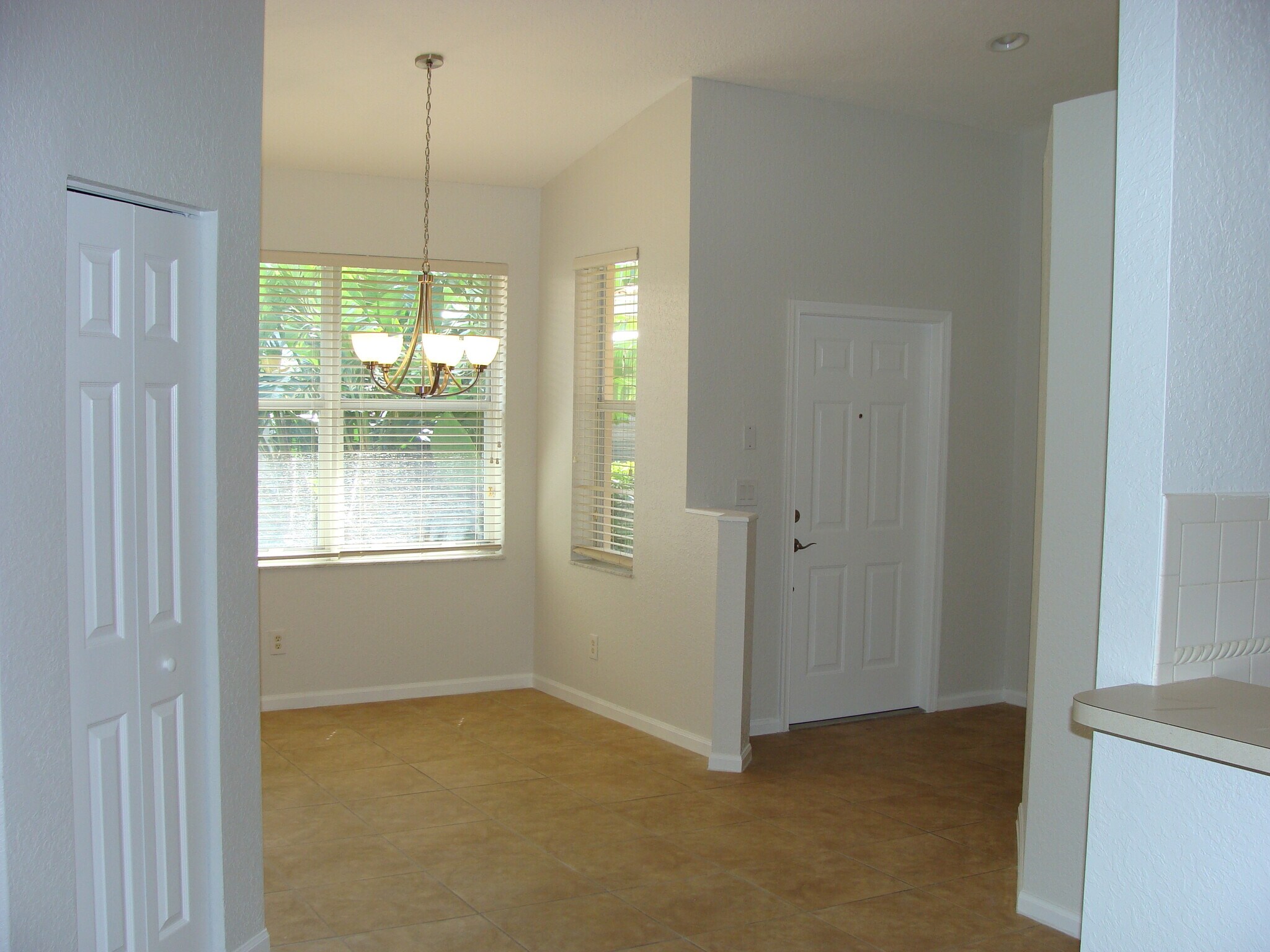 Building Photo - 369 W Coral Trace Cir