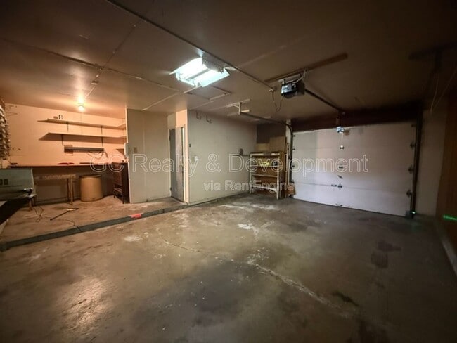 Building Photo - 1645 Highland Blvd