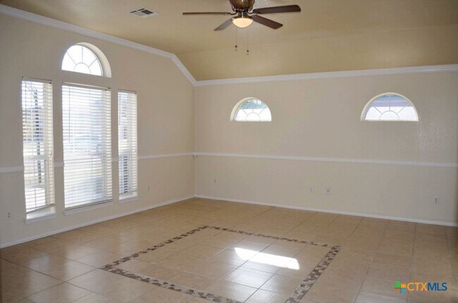 Building Photo - 4411 Kit Carson Trail