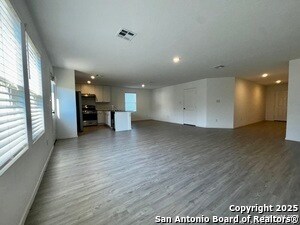 Building Photo - 9839 Butte Crk