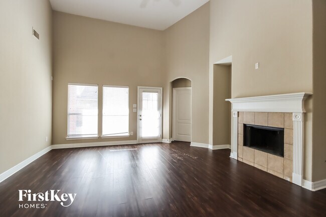 Building Photo - 21630 Hansom Dr