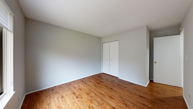 Building Photo - 773 Peninsula Ct