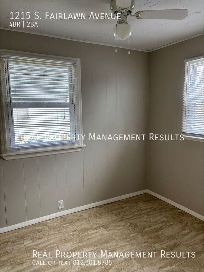 Building Photo - 1215 S Fairlawn Ave