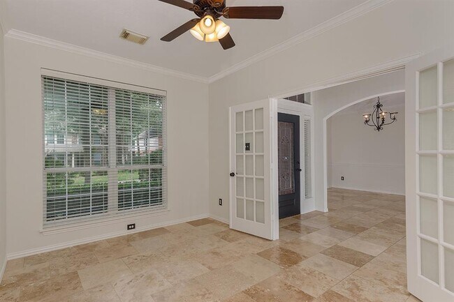 Building Photo - 14 Filigree Pines Pl