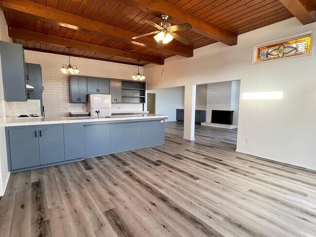 Building Photo - 4959-61 Catoctin Dr