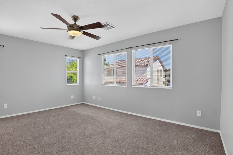 Building Photo - 10648 Bandera Mountain Ln