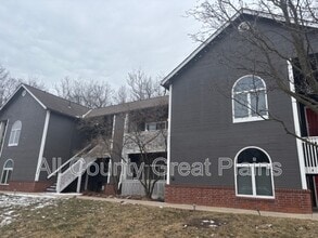 Building Photo - 5206 Foster St