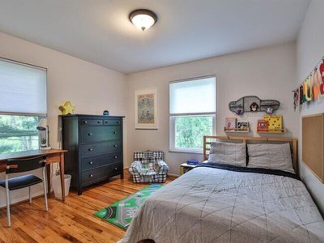 Building Photo - Beautiful Home in Prime Montgomery Location