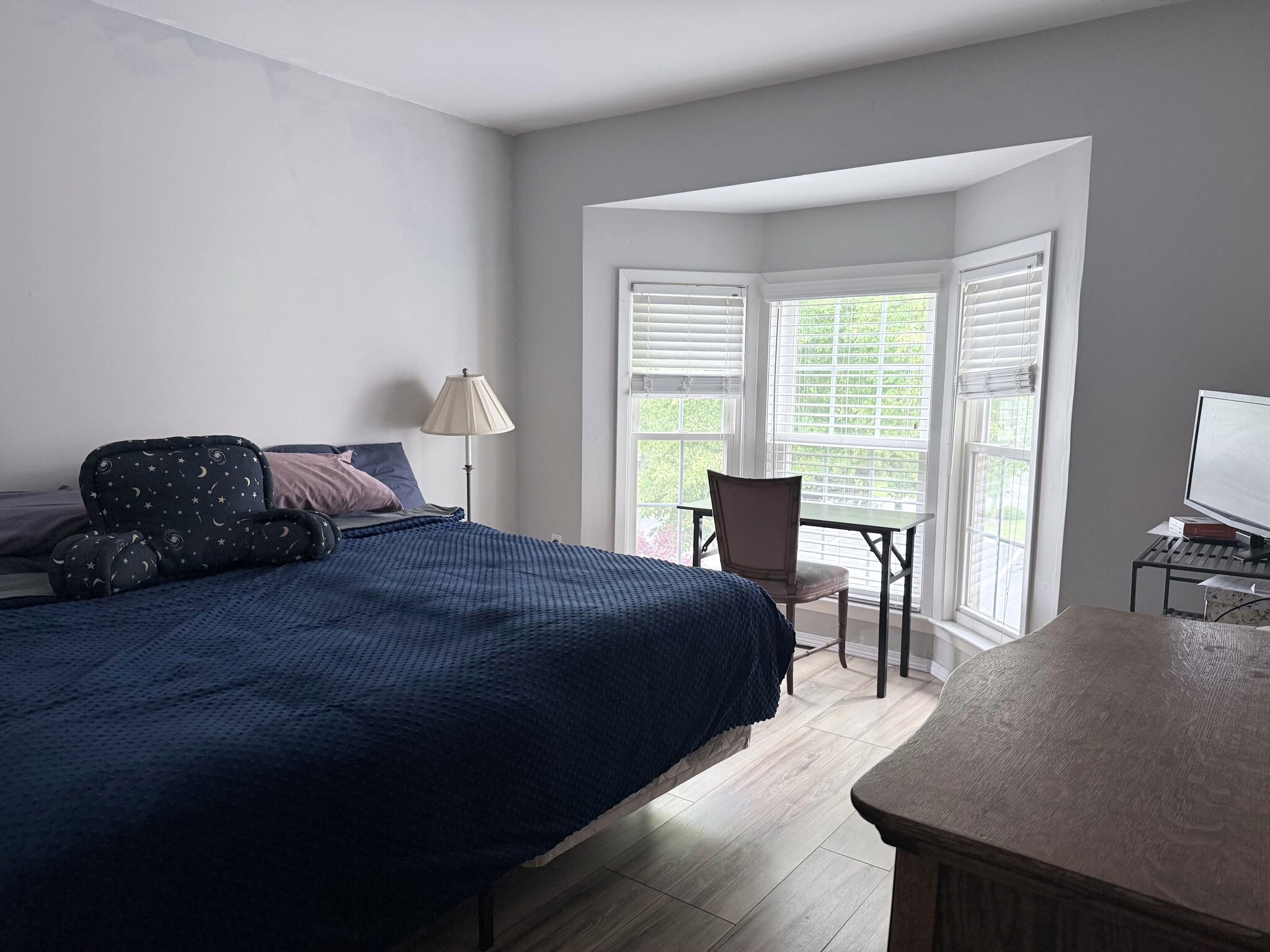 Bedroom or Study - 126 Coccio Dr