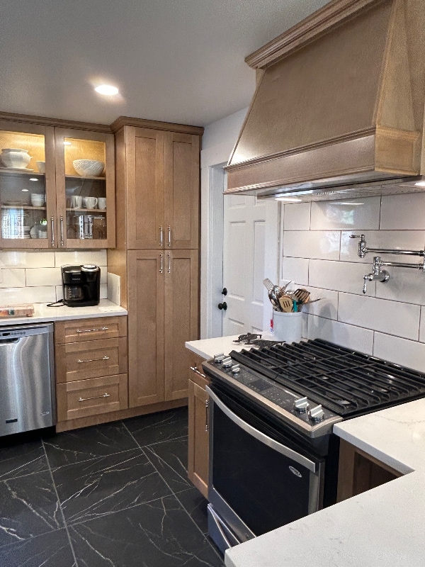 Building Photo - 44 N H St