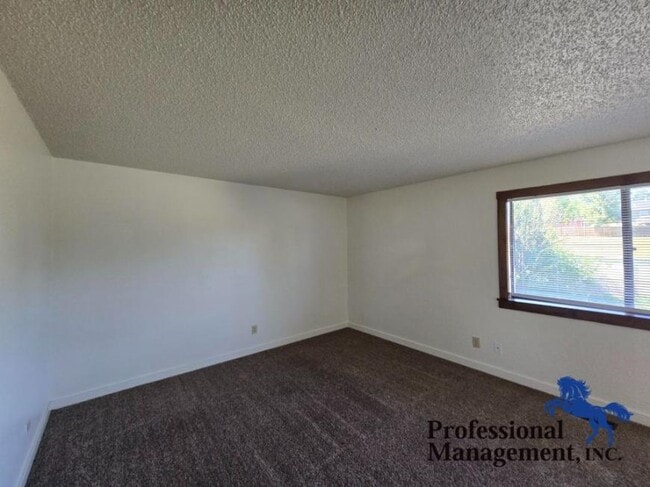 Building Photo - 4 bedroom in Billings MT 59105